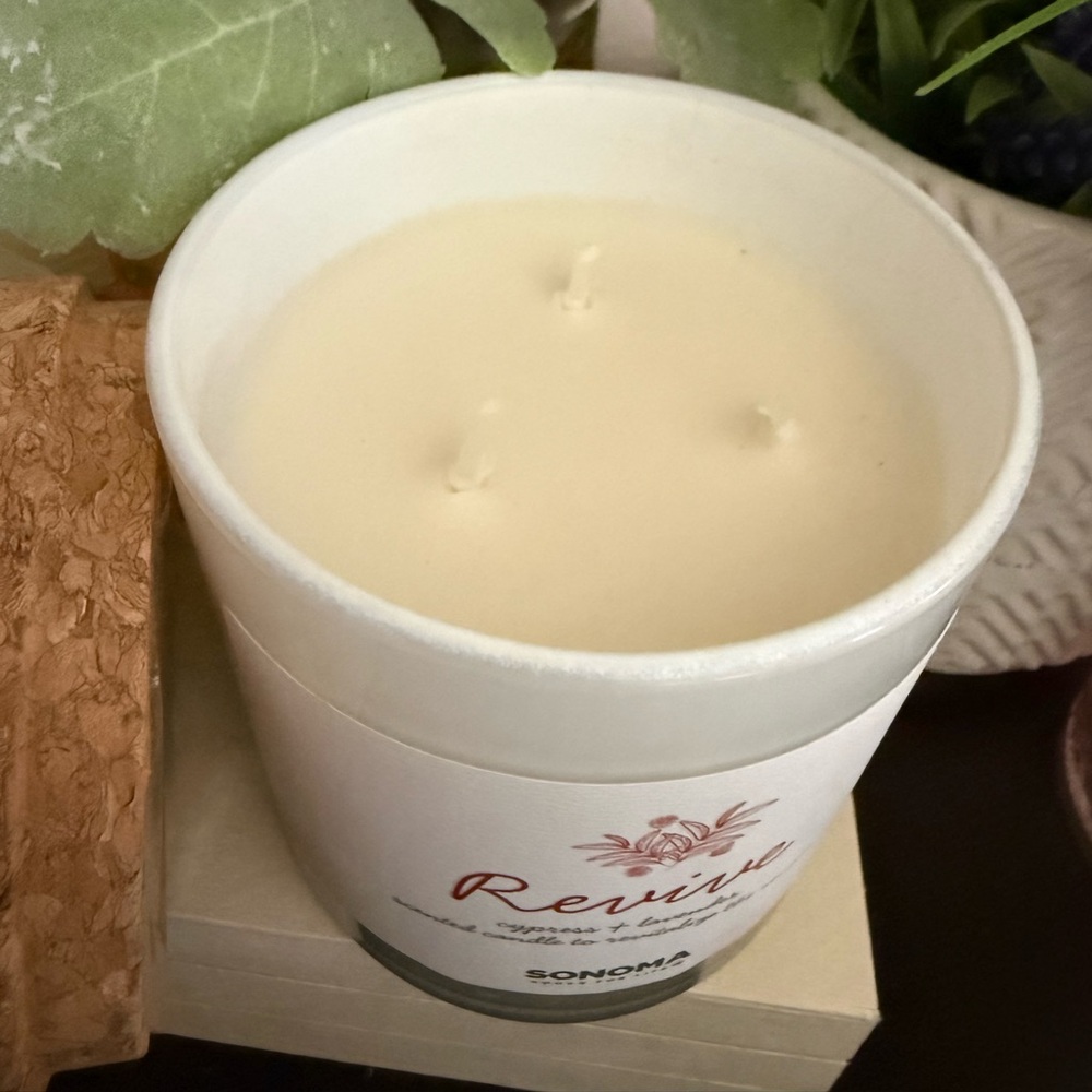 🆕🪻 SONOMA “REVIVE” CYPRESS & LAVENDER 3-WICK SCENTED CANDLE. 13 oz. BRAND NEW. - Picture 4 of 9